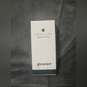 New In Box DREAM GLOW BEAUTY OIL - Natural Facial Oil for All Skin Types